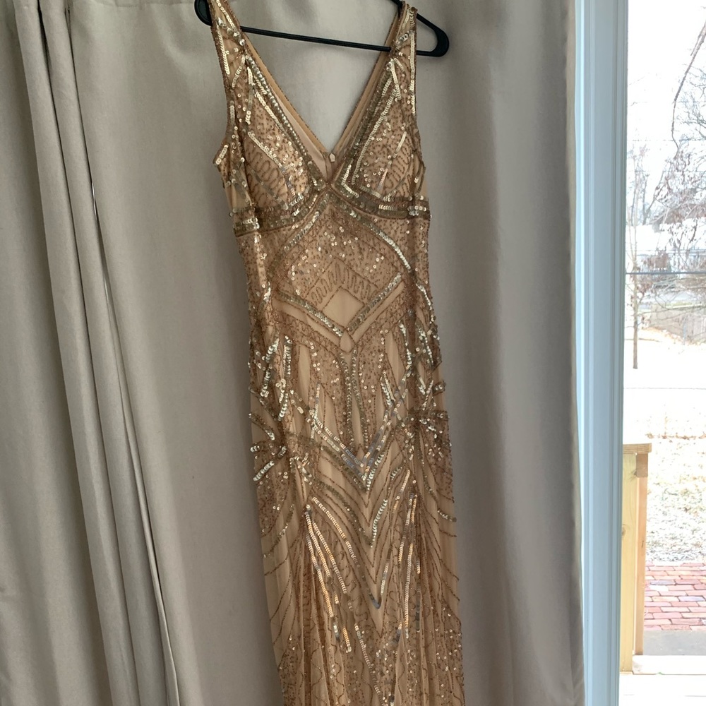 Gatsby-esque Gold sequin gown